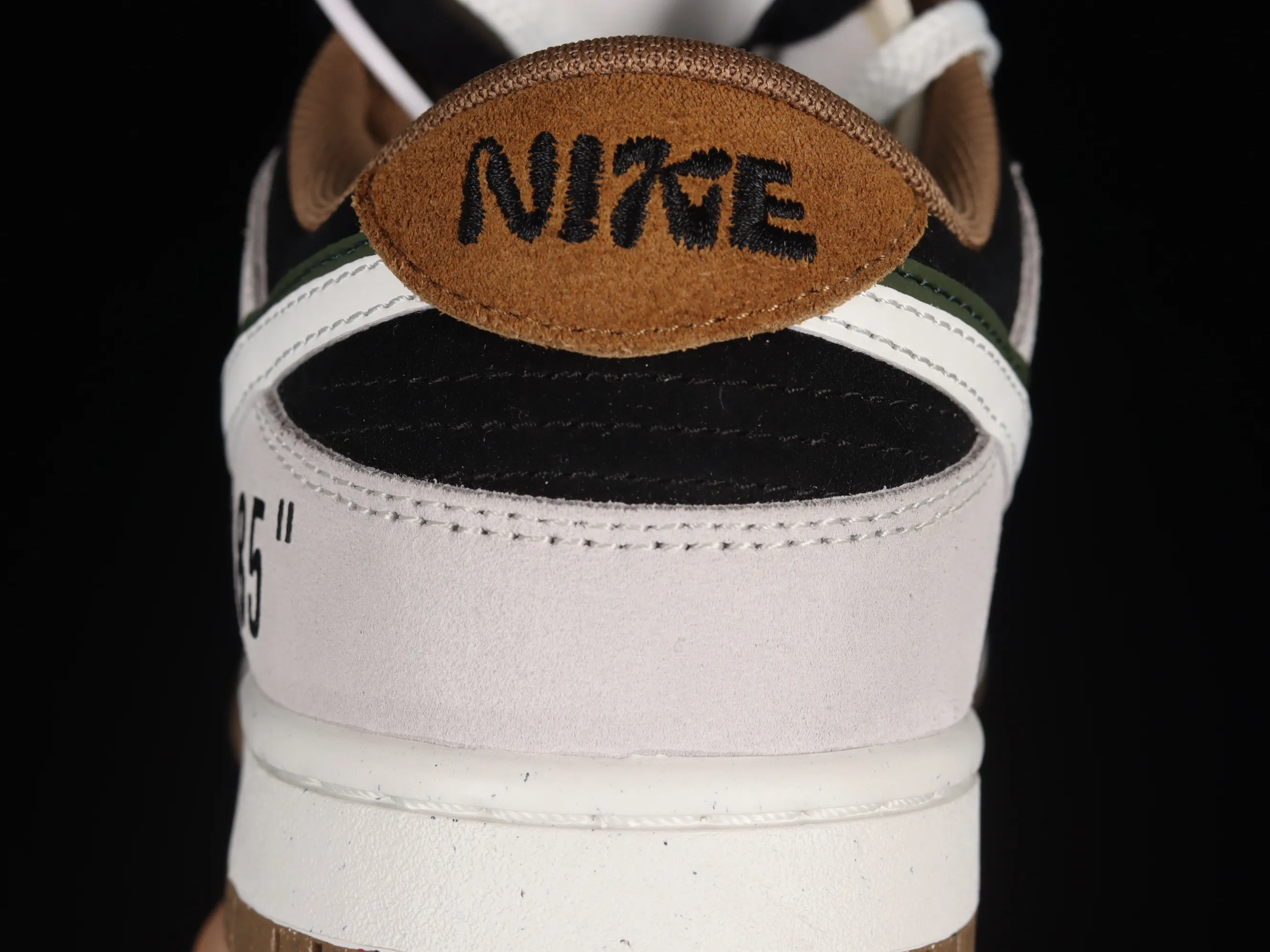 All categories Nk SB Dunk series Nk SB Dunk Low low-top sneakers Nk SB Dunk Low "85" black and gray graffiti SB low-top sports and leisure sneakers DO9457-123
